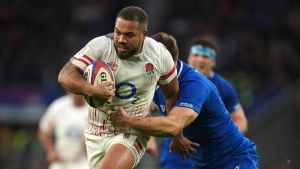 Chris Ashton says Ollie Lawrence ‘perfect replacement’ for Manu Tuilagi