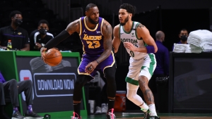 Lakers bounce back, Lillard magic lifts Trail Blazers