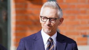 Suits you Gary! Lineker praised by fashion critic – Tuesday’s sporting social