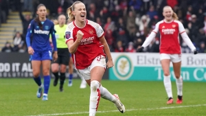 WSL top two Chelsea and Arsenal maintain momentum with convincing victories