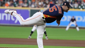 Astros ace Justin Verlander suffers calf injury, will undergo MRI