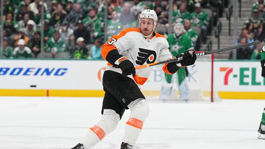 Hayes traded to Blues by Flyers