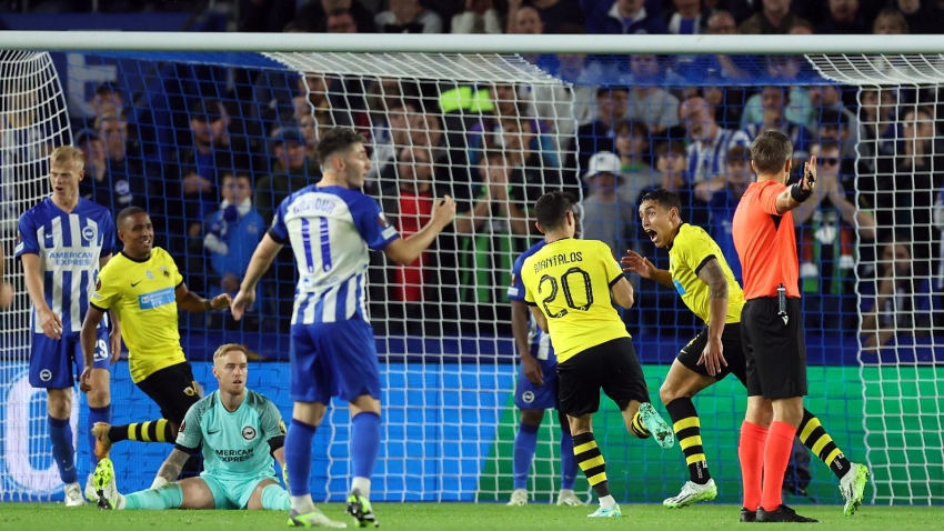 Late goal sends Brighton to defeat on their Europa League debut