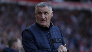 Tony Mowbray won’t let Sunderland play for a draw in second leg at Luton