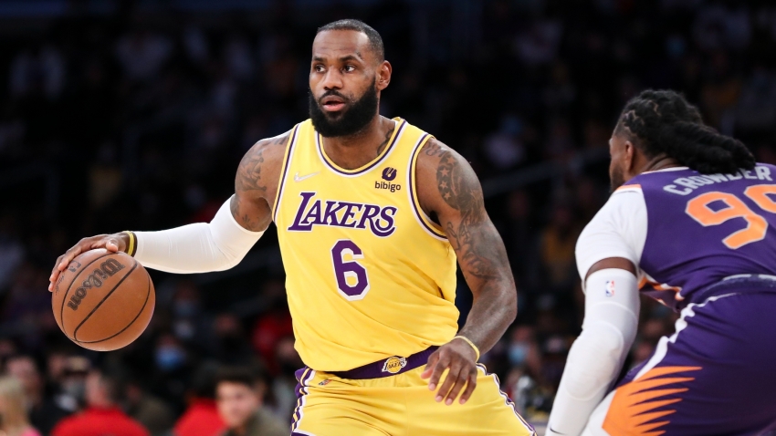 LeBron hurts ankle as Suns down Lakers, Lillard hits 39 in Blazers loss