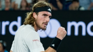 Australian Open: Tsitsipas emulates Federer but has no chip on his shoulder