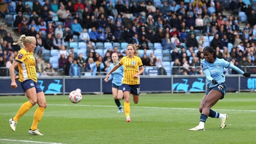 Khadija 'Bunny' Shaw's first-half goal secures Manchester City's first win of the 2024/25 Season