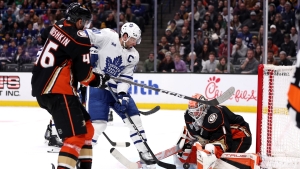 Dostal makes career-high 55 saves in Ducks&#039; OT loss to Maple Leafs