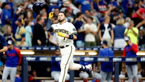 Brewers fans treated to historic home run combination, Alvarez crushes walk-off for Astros