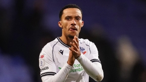 Bolton demolish Oxford to maintain push for League One automatic promotion
