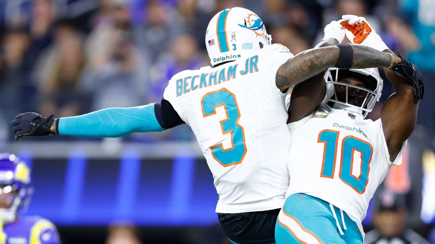 NFL: Dolphins end skid, halt Rams&#039; win streak