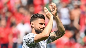&#039;Grandpa is not dead!&#039; - Giroud insists he has no plans to call time on France career