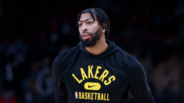 Davis completes full practice, doubtful for Lakers-Mavs