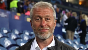 Chelsea owner Abramovich hit with EU sanctions over Putin connections