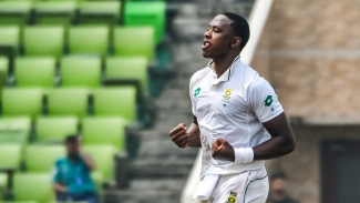 Verreynne century and Rabada masterclass put South Africa on top in Bangladesh