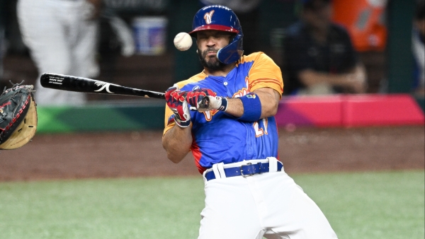 World Baseball Classic: Jose Altuve needs surgery on fractured thumb from  HBP, no timeline for return to Astros