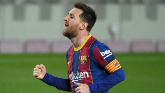 Messi surpasses Xavi to set Barcelona appearance record