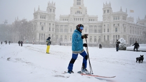 Atletico v Athletic called off as Madrid snowstorm closes airport, leaves roads treacherous
