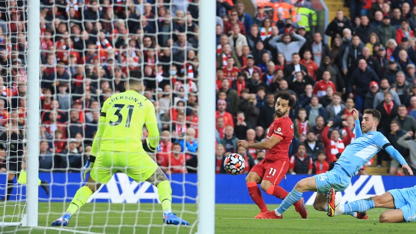 Liverpool 2-2 Manchester City: Salah scores Anfield stunner but De Bruyne spares champions