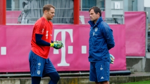 Bayern chief Kahn questions Neuer comments after goalkeeping coach dismissal