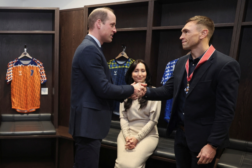 Rob Burrow and Kevin Sinfield presented with CBEs by Prince of Wales in Leeds