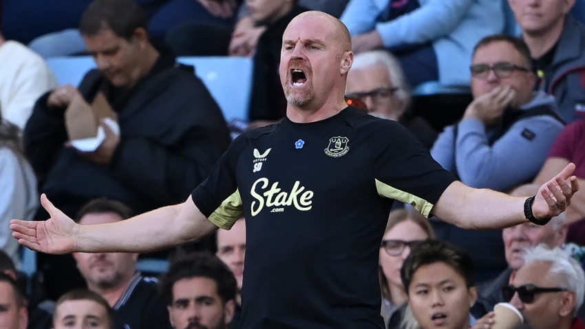 Everton 'can't keep leaking goals', says Dyche