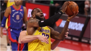 Tiredness not a factor for LeBron as Lakers lose again on the road