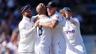 Day three of third Ashes Test: England eyeing early wickets with storms forecast