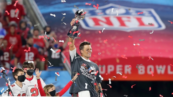 Tampa Bay Buccaneers thrash Kansas City Chiefs 31-9 at Super Bowl