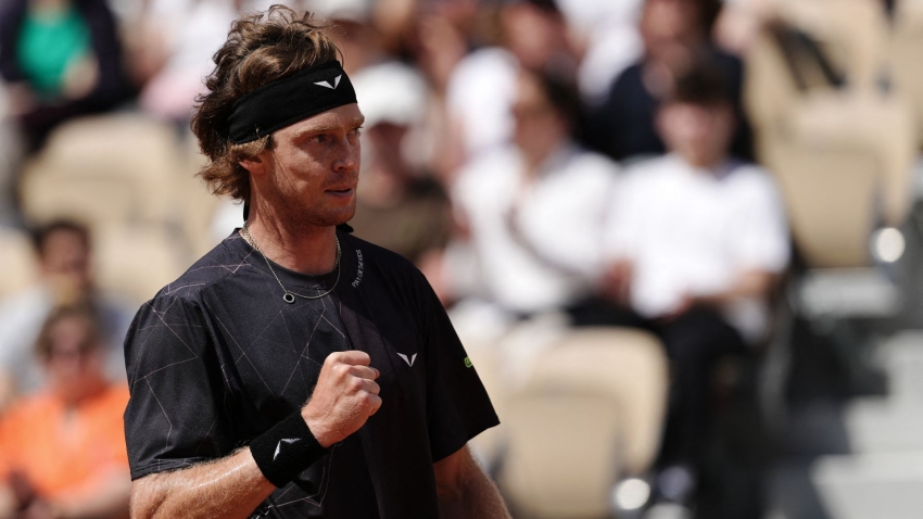 Rublev battles past Daniel to reach French Open second round