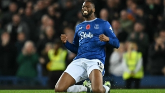 Everton 1-1 Fulham: Beto earns point with stoppage-time equaliser