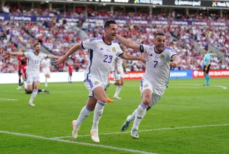 Georgia boss Willy Sagnol feels all the pressure is on Scotland in qualifier