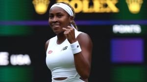 Wimbledon: Gauff dominates Dolehide with statement win