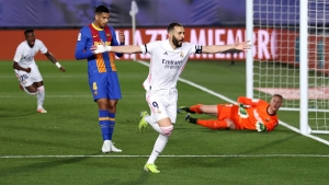 Real Madrid 2-1 Barcelona: Benzema and Kroos seal El Clasico triumph