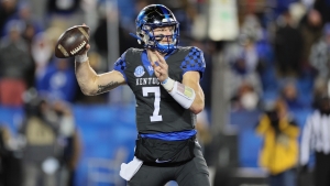 Kentucky QB Levis to skip bowl game, enter NFL draft