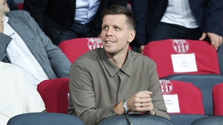 Szczesny refuses to quit smoking after joining Barcelona