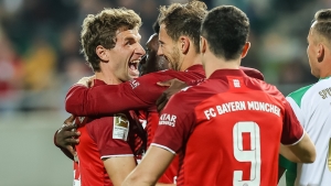 Neuer happy for milestone-man Muller – and his &#039;weird&#039; celebrations