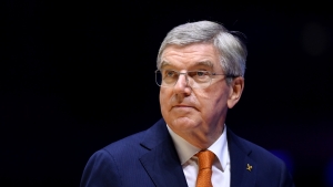 Russia and Belarus must remain sanctioned, says IOC president Bach