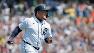 Cabrera revels in &#039;really special&#039; 3,000th career hit in Detroit