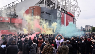 Solskjaer says fan protests have affected Man United players