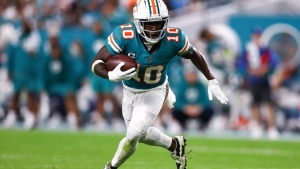 Dolphins sign Hill to contract restructure