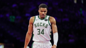 Antetokounmpo puts the blame on the players after Bucks lose to Pacers