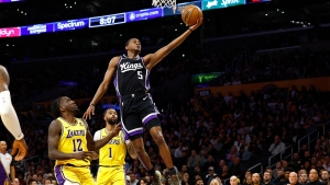 Kings coach Brown hails &#039;amazing&#039; Fox after 44-point haul against the Lakers