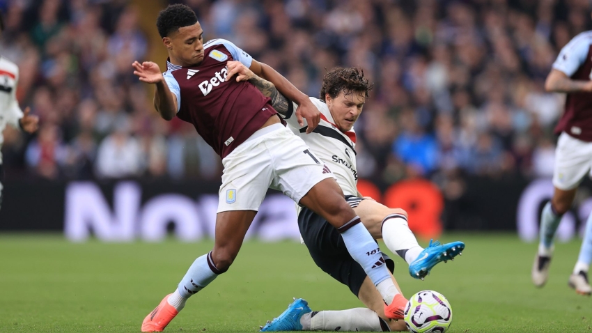 Aston Villa 0-0 Manchester United: Visitors&#039; winless streak continues after Villa Park stalemate