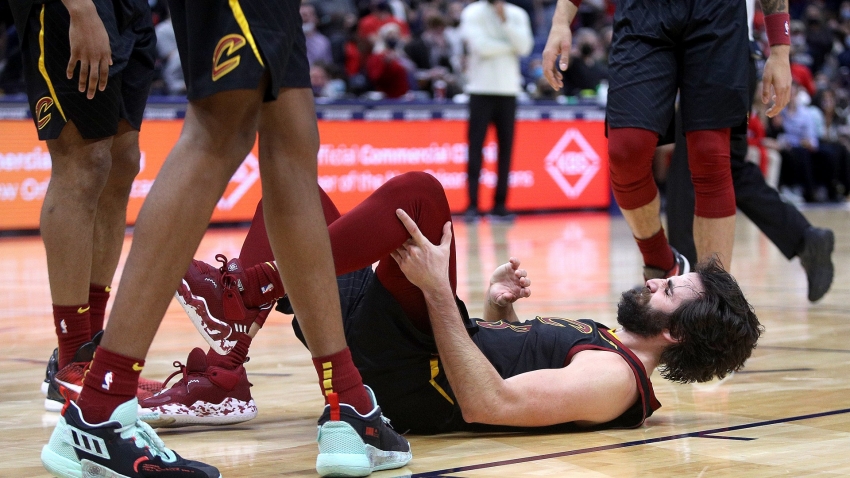 Cavaliers guard Rubio out for the season with ACL injury