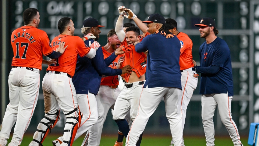 MLB: Valdez no-hits Royals for 7 before Altuve&#039;s walk-off hit lifts Astros