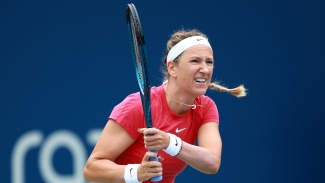 Azarenka hits milestone with straight-sets win in Toronto