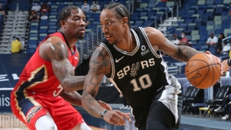 DeRozan leads Spurs past Pelicans, Knicks win ninth in a row