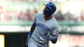 MLB: Blanco hits 2 home runs, drives in 7 in Royals&#039; rout of Reds