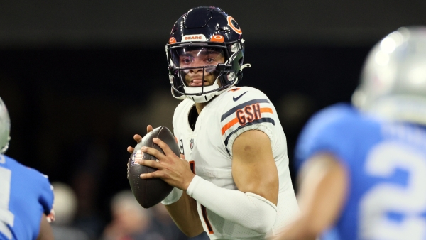 Bears QB Nathan Peterman to start, Justin Fields out Sunday vs